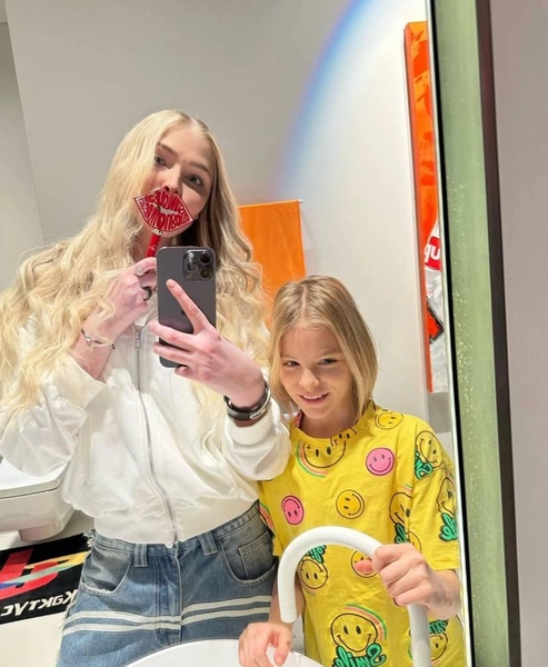 Алена Шишкова старается проводить много времени с дочкой