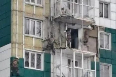 Mayor Updates on Voronezh House Restoration After Attacks