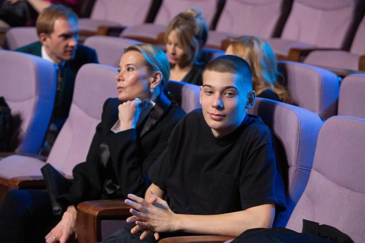 22-летний Петр не любит публичности