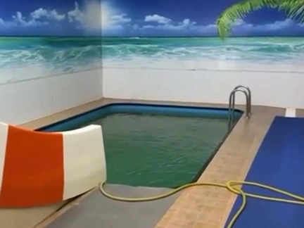 Трехлетнего мальчика нашли мертвым в бассейне сауны в Великом Новгороде