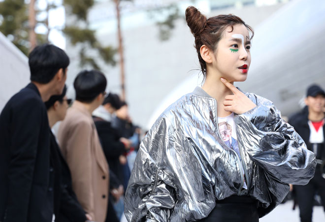 Street Style — Seoul Fashion Week Fall/Winter 2019/2020