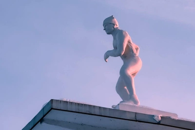 Shipitsyn Captures Yekaterinburg in Pink