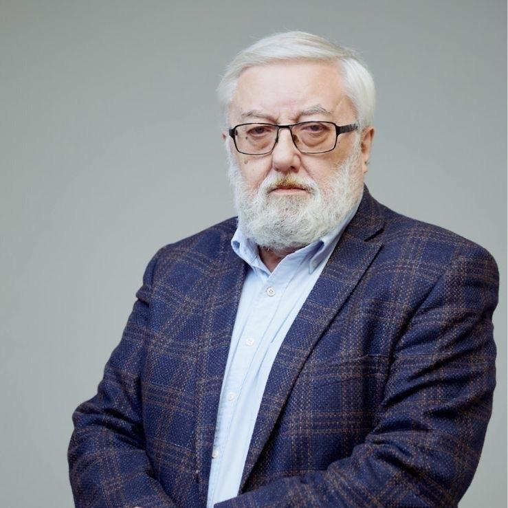 <p>Георгий Остапкович</p>