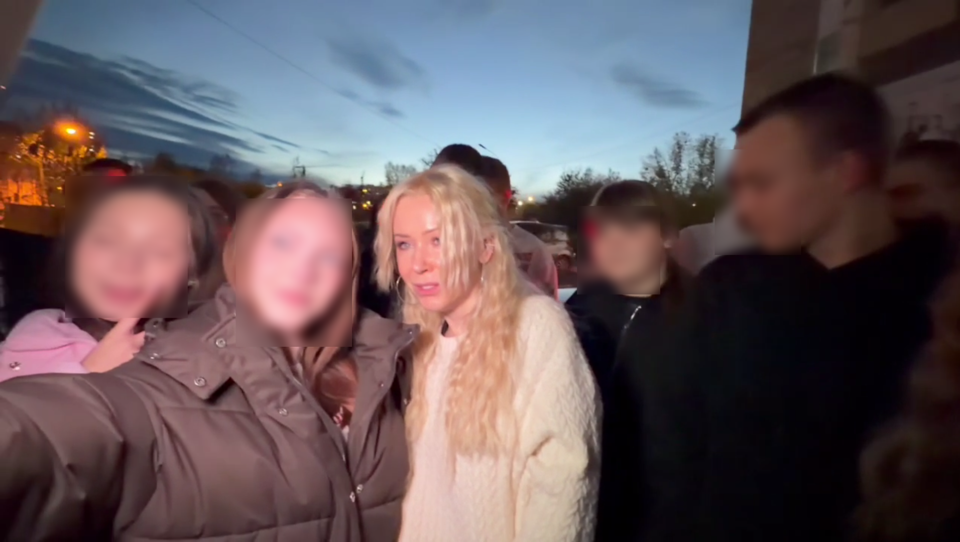 «Вас ругать ни за что не будут»: Мизулина приехала к студентам, которые пожаловались ей на драки в…