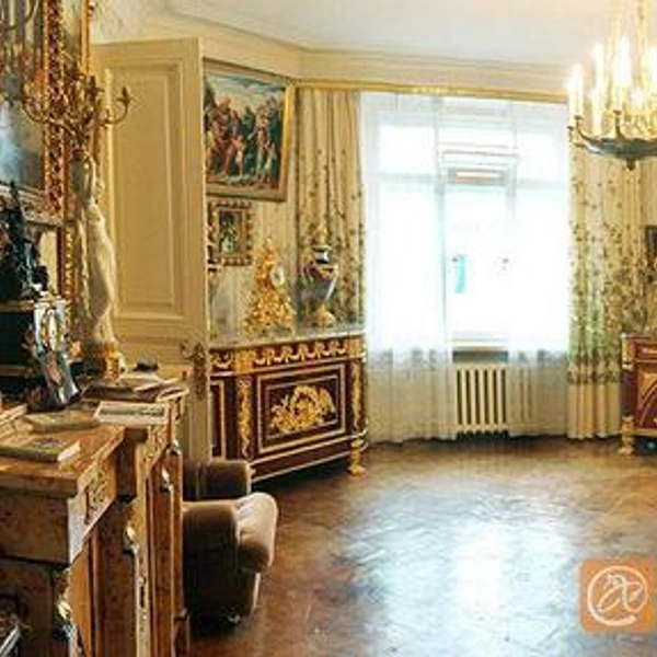 Как выглядит квартира Шостаковича в Доме Бенуа, петербуржцы узнали в 2012 году, когда недвижимость выставили на продажу новые владельцы | Источник: Ксения Потеева / «Фонтанка.ру»