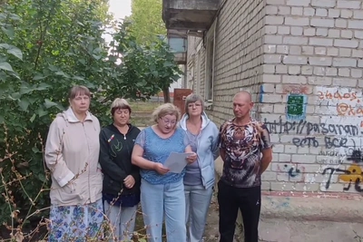 Жители изношенного дома в Волгограде просят помощи