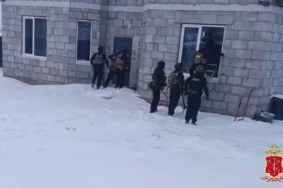 Двое арестованы за подпольную нарколабораторию в Ленобласти