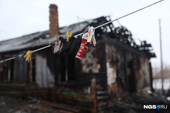 В доме жила семья с пятью детьми | Источник: Александр Ощепков / NGS.RU