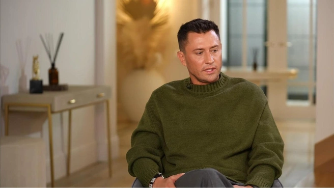 Развод стал для Павла важным жизненным уроком | Источник: «FAMETIME TV» / youtube.com