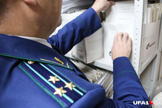 Бывший прокурор до этого находился под более мягкой мерой пресечения | Источник: Тимур Шарипкулов