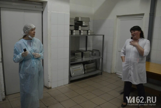 Директор и корреспондент