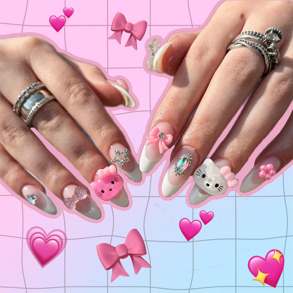 Ставим лайк: 10 модных розовых маникюров с Hello Kitty 🎀