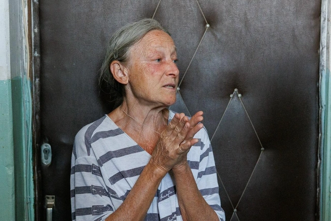 Наталья, с ее слов, живет в этом доме уже 67 лет | Источник: Алексей Волхонский / V1.RU