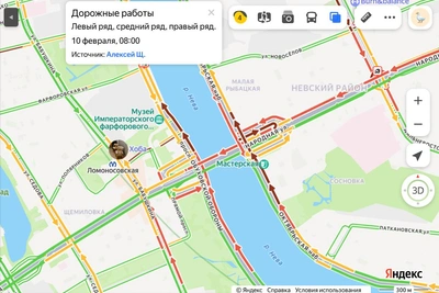 Машины поплыли на проспекте Обуховской Обороны