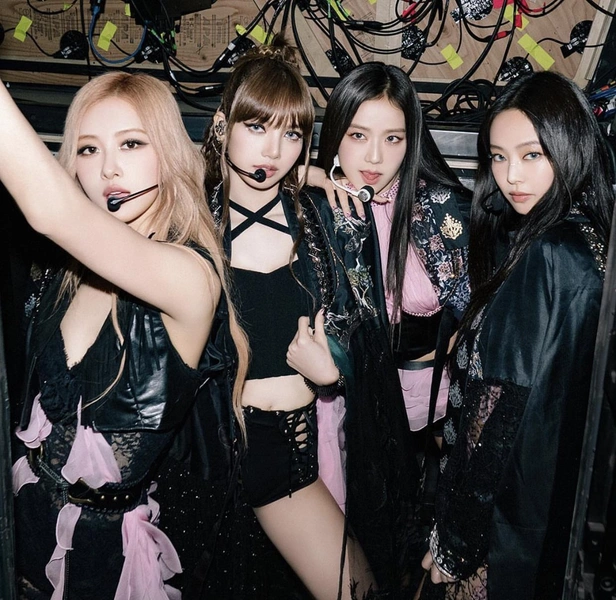 Дженни уходит из BLACKPINK? 😱