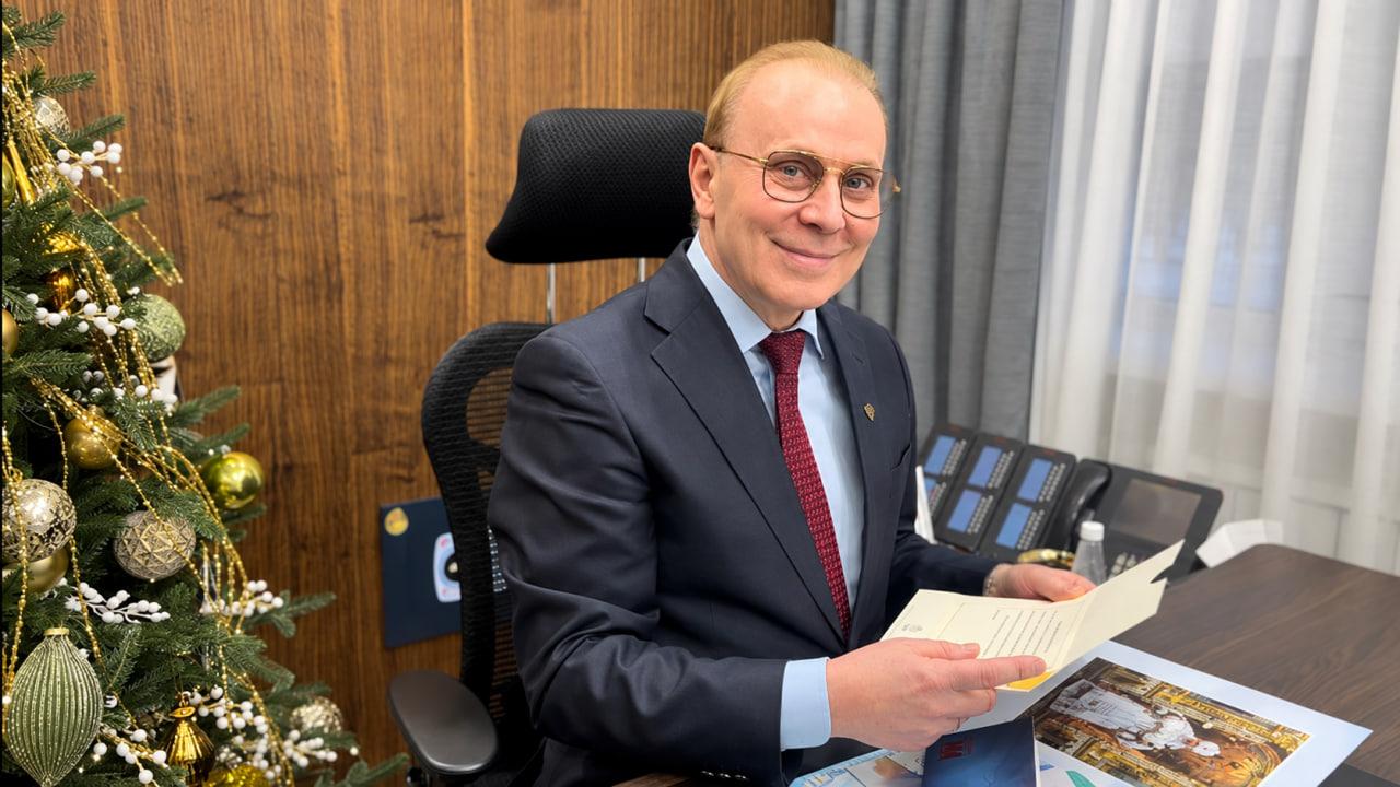 У экс-главы красноярского ФМБА Бориса Баранкина и его семьи могут забрать 55 миллионов рублей, маши…