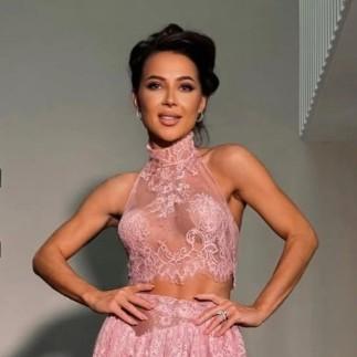 Прижимает к себе малыша и старается улыбаться: как больная раком Лерчек собиралась на выписку из роддома