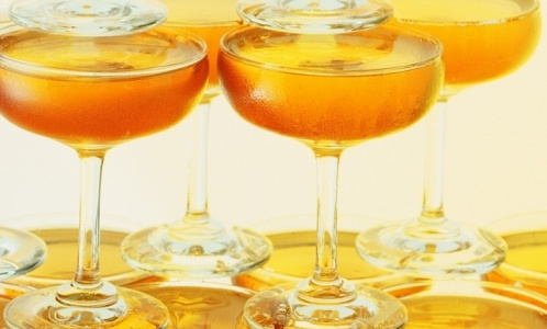 Алкоголь провоцирует развитие рака