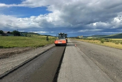 В Забайкалье ремонтируют дороги к Алханаю