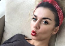 Анна Седокова намекнула на третью беременность