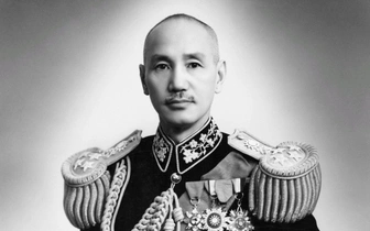 Изгнанник и триумфатор: как Чан Кайши проиграл Мао Цзэдуну в войне, но победил в области мирного строительства