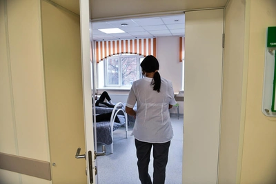 Заведующую поликлиники осудили за поддельный диплом на Урале