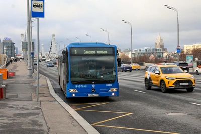 В Вербное воскресенье в Москве запустят бесплатные автобусы до кладбищ