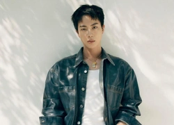 Новые модные фото айдола Джина из BTS