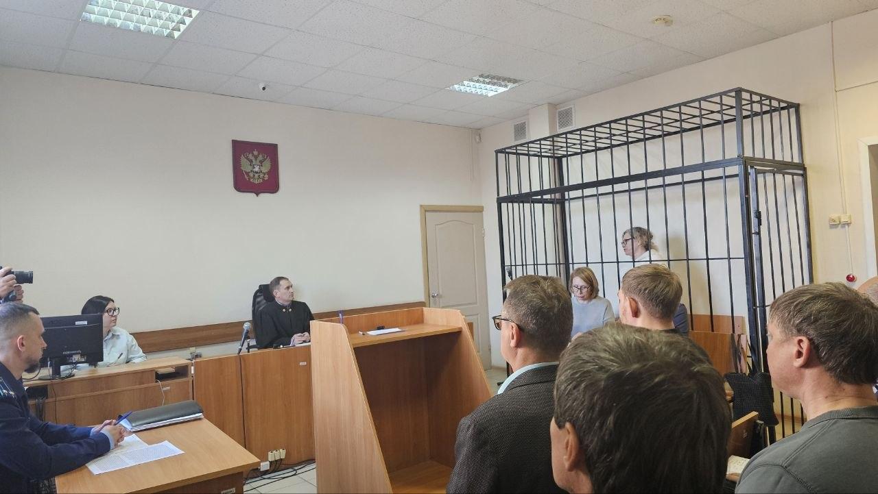 В Курганском городском суде рассмотрели меру пресечения для сестер Камшиловых