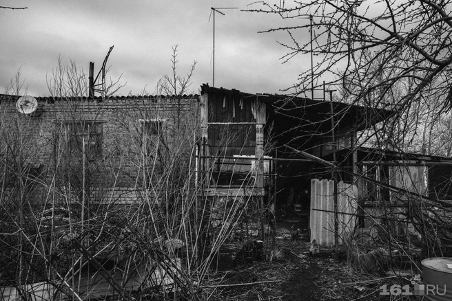 Трехкомнатный дом выглядит снаружи так | Источник: Евгений Вдовин / 161.RU
