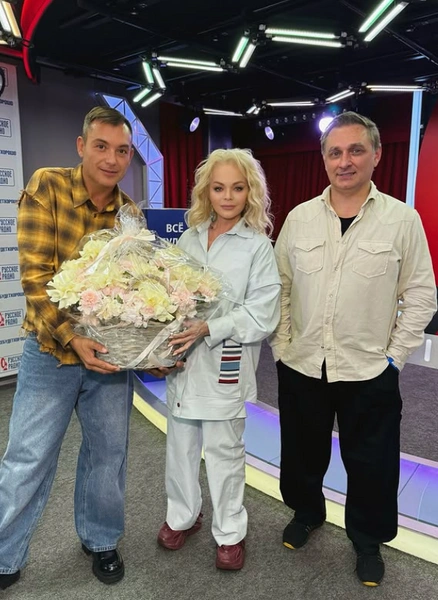 Многие восхищаются моложавостью Ларисы Александровны