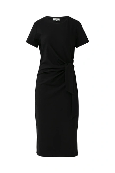 Вне офиса: как деловой стиль стал частью повседневной моды и культуры