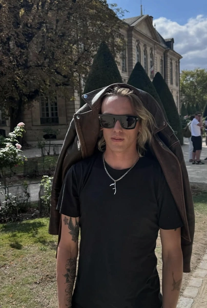 очень странные дела, очень странные дела сериал, очень странные дела актеры, векну очень странные дела, очень странные дела векна, векну осд, векна актер, векна кто играл, кто играет векну, Джейми Кэмпбелл Бауэр | Источник: Социальные сети