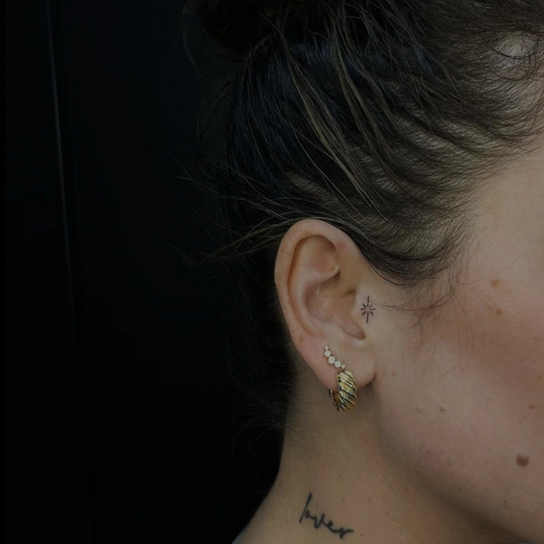 Источник: @coutureinkk