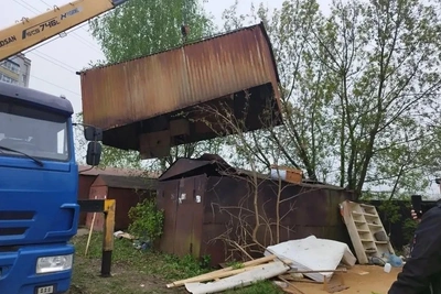 Незаконные гаражи у дома №18 на Жуковского демонтируют во Владимире