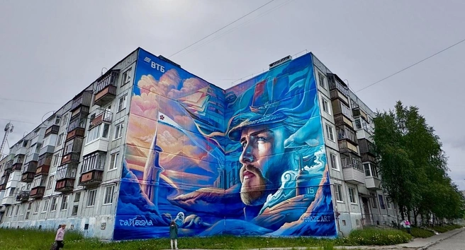 Новый арт-объект появился на улице, где живут моряки | Источник: Илья Кузубов / «Сборная Тайболы»