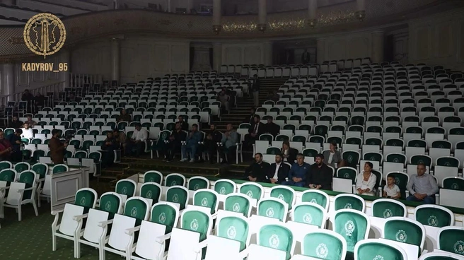 Кажется, что концерт устроили специально для самарской делегации | Источник: Kadyrov_95 / T.me