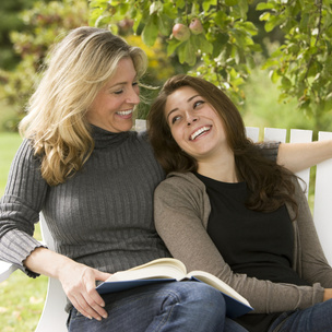 7 книг, которые помогут наладить отношения с родителями