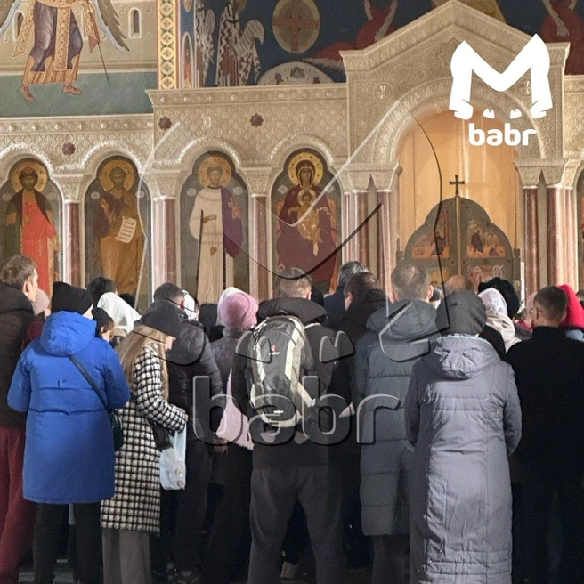 «Какие они были молодые и красивые». В Шелехове простились с двумя девушками — их зарезал школьник | Источник: Babr Mash / T.me