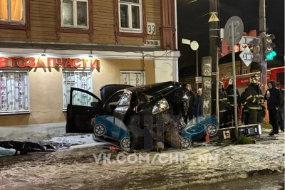 19-летний водитель BMW врезался в три авто в Канавинском районе