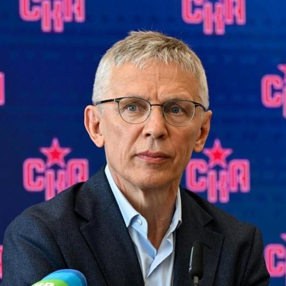 <p>Игорь Ларионов</p>