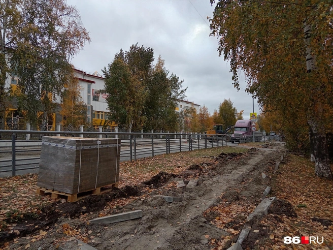 Тротуары тоже скоро преобразятся | Источник: Мария Гришкина / 86.RU