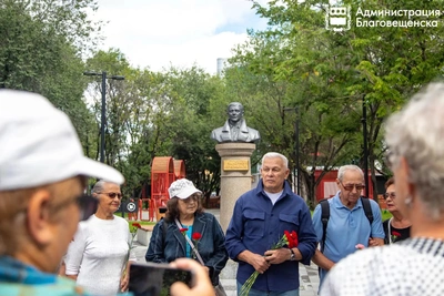 В Благовещенске почтили память Валерия Приёмыхова