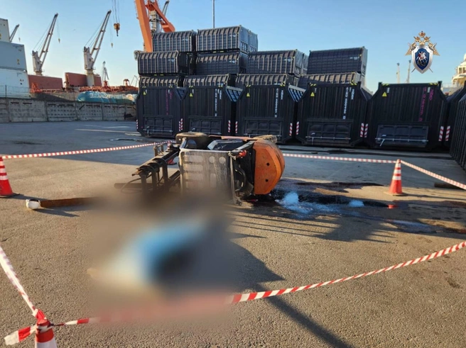 В Петербурге погрузчик раздавил своего же водителя. СК проводит проверку | Источник: пресс-служба ГСУ СК по Петербургу