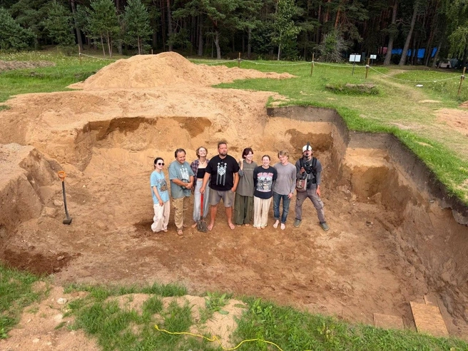 Археологи нашли уникальные артефакты Древней Руси на раскопках под Смоленском | Источник: Идейный Археолог Василий Новиков / Telegram