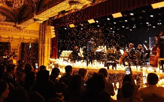 Волшебный свет Рождества. Lumisfera и 3000 свечей