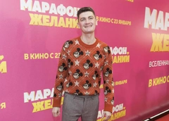 Шахназаров подколол майку Гудкова «Россия»: «Только был в Кемере с „БИ-2“ и Ургантом. Кого разводишь?»