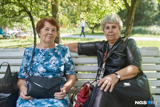 Лариса Владимировна и Надежда Иосифовна прекрасно договаривались о свиданиях и встречах без смартфонов | Источник: Александр Ощепков / NGS.RU