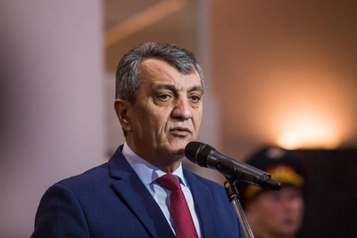 Меняйло назвал Бочарова братом и пригласил в колледж