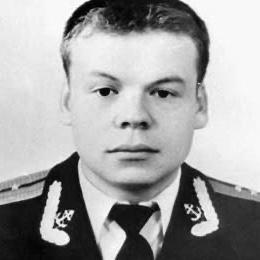 <p>Дмитрий Колесников</p>